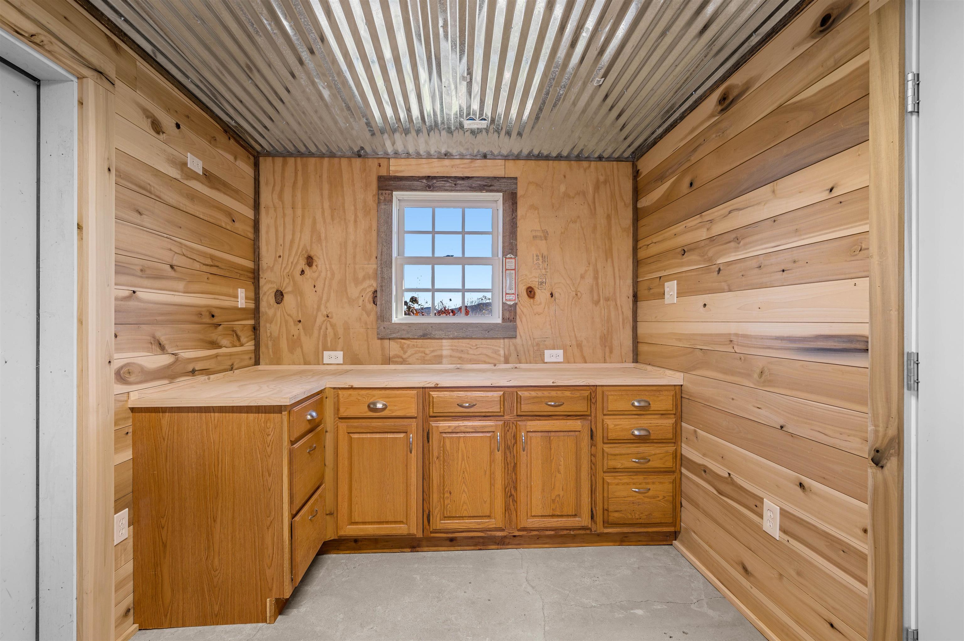 195 Johnson Road Marshfield, VT 05658 - Photo 30 of 54