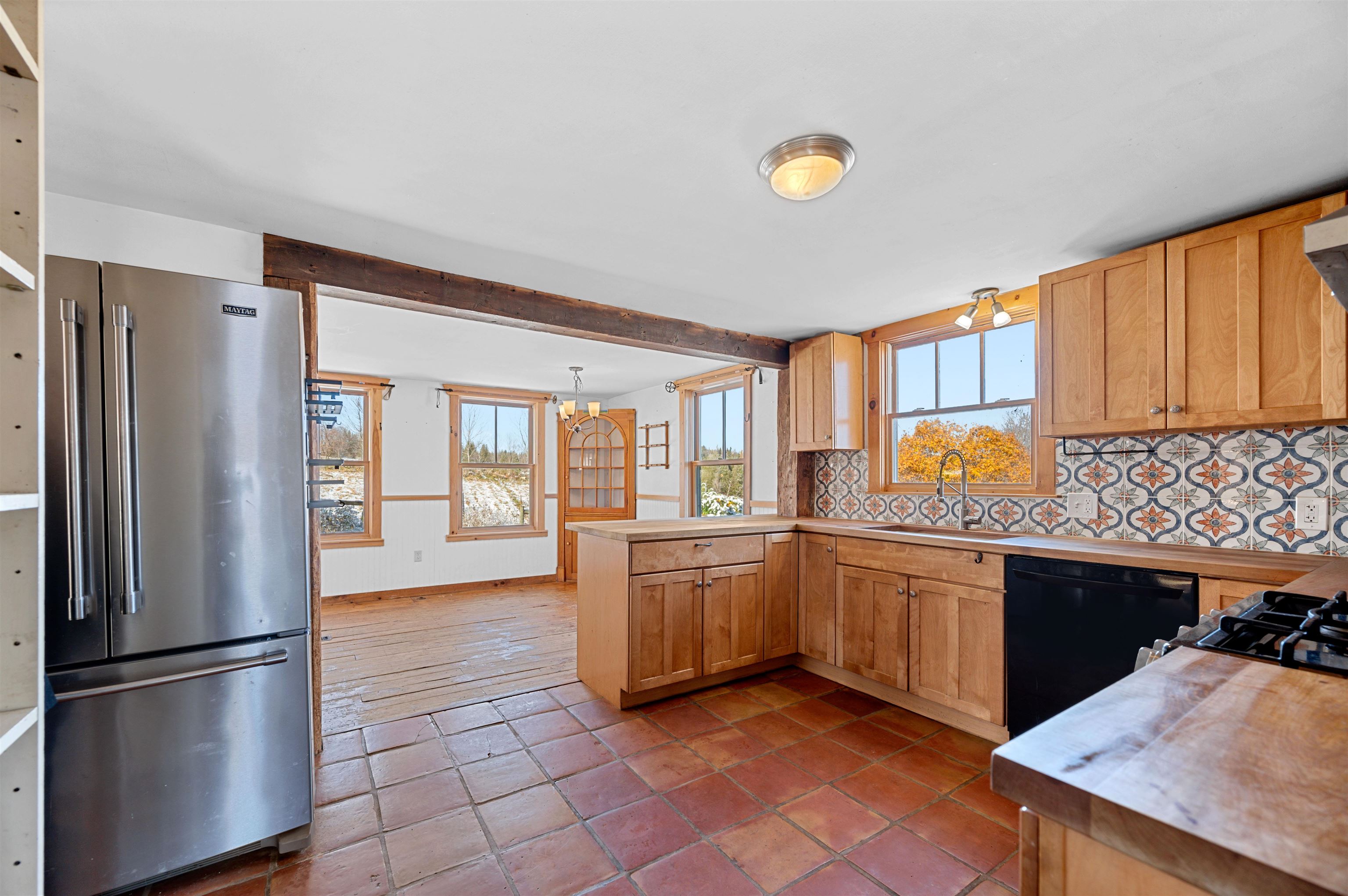 195 Johnson Road Marshfield, VT 05658 - Photo 5 of 54