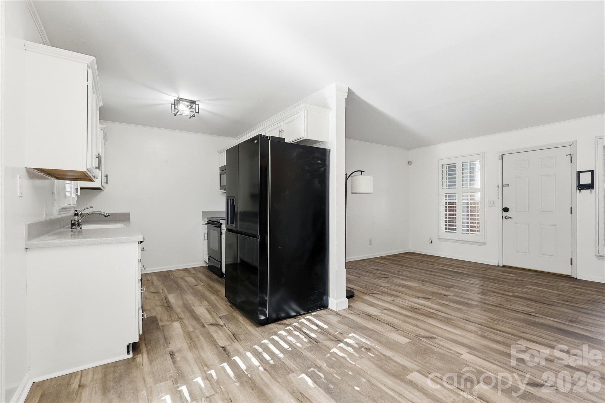 430 Queens Road, Unit 111 Charlotte, NC 28204 - Photo 9 of 27