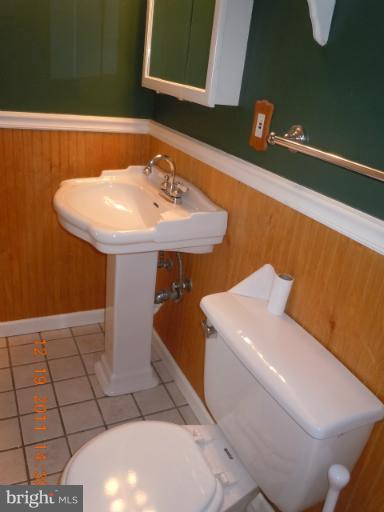 4141 North Henderson Road, Unit 822 Arlington, VA 22203 - Photo 4 of 15 Bath