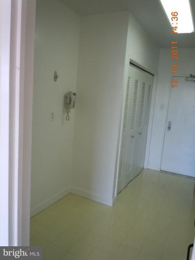 4141 North Henderson Road, Unit 822 Arlington, VA 22203 - Photo 9 of 15 Interior (General)