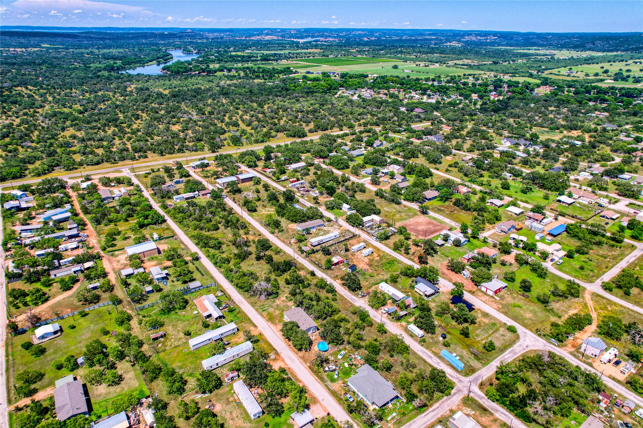 48-51 Pansy Road Kingsland, TX 78639 - Photo 9 of 13 Gallery Image 9