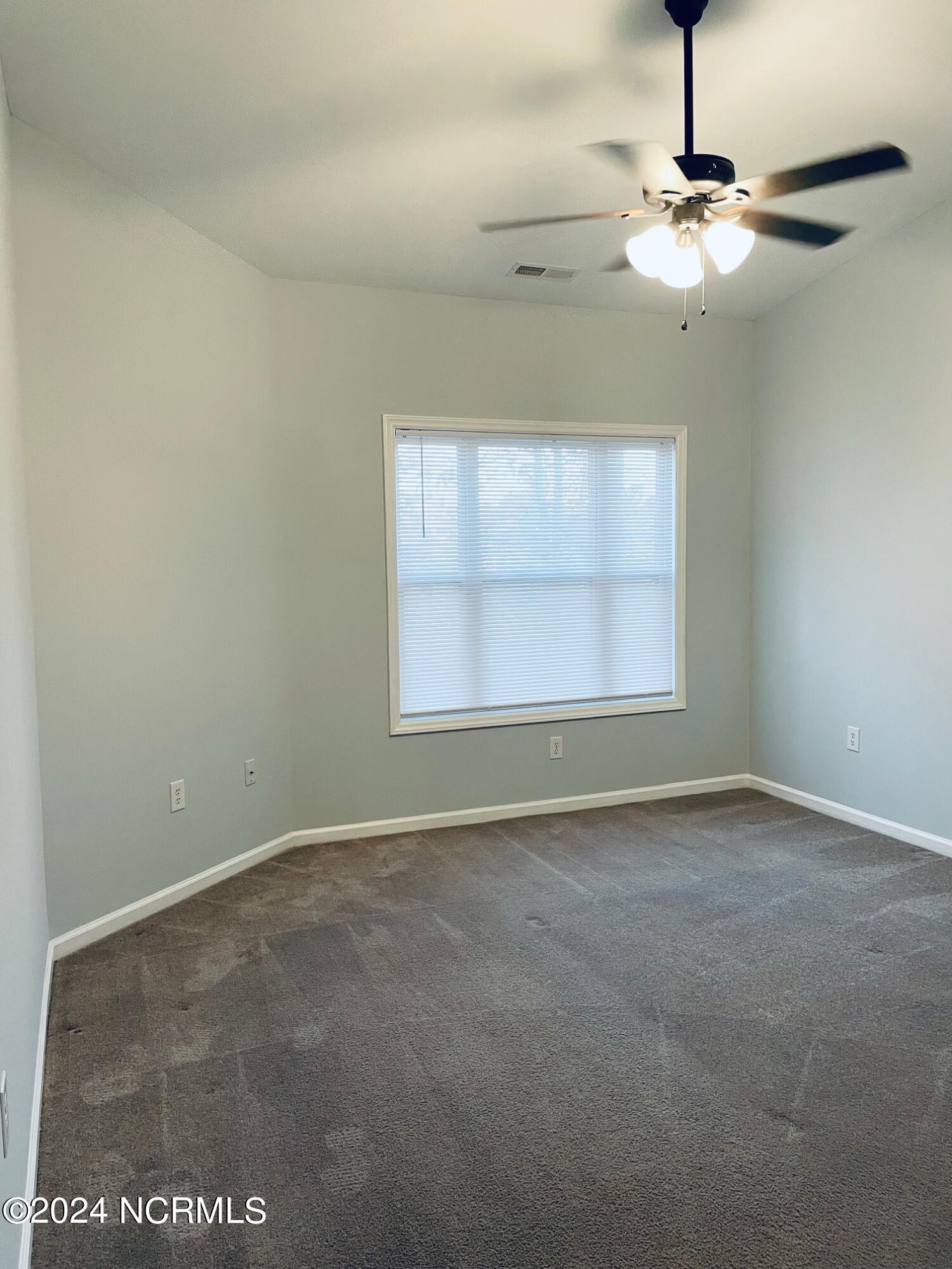 1129 Turtle Creek Road, Unit G Greenville, NC 27858 - Photo 11 of 19 IMG_7551