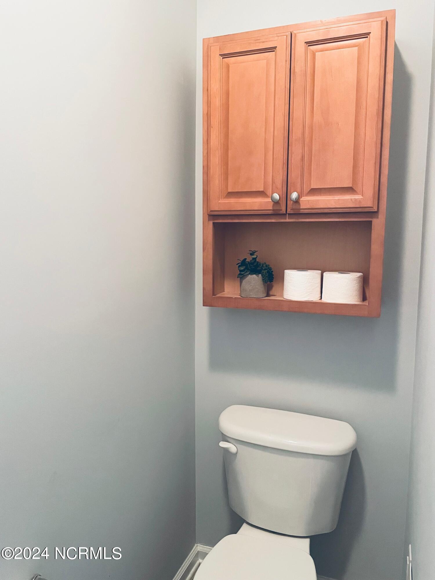 1129 Turtle Creek Road, Unit G Greenville, NC 27858 - Photo 16 of 19 IMG_7627