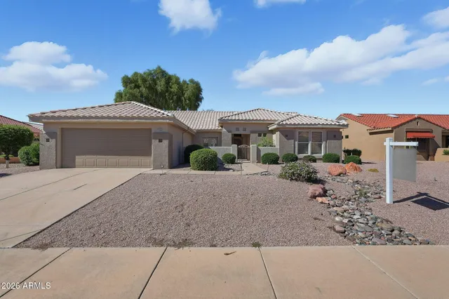 $2,600 | 22408 North Las Vegas Drive, Sun City West, AZ 85375