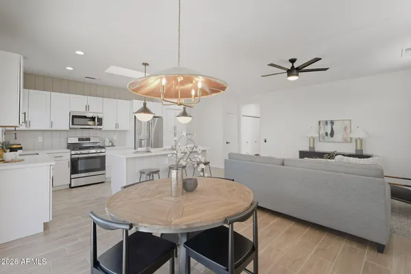 $2,600 | 22408 North Las Vegas Drive, Sun City West, AZ 85375