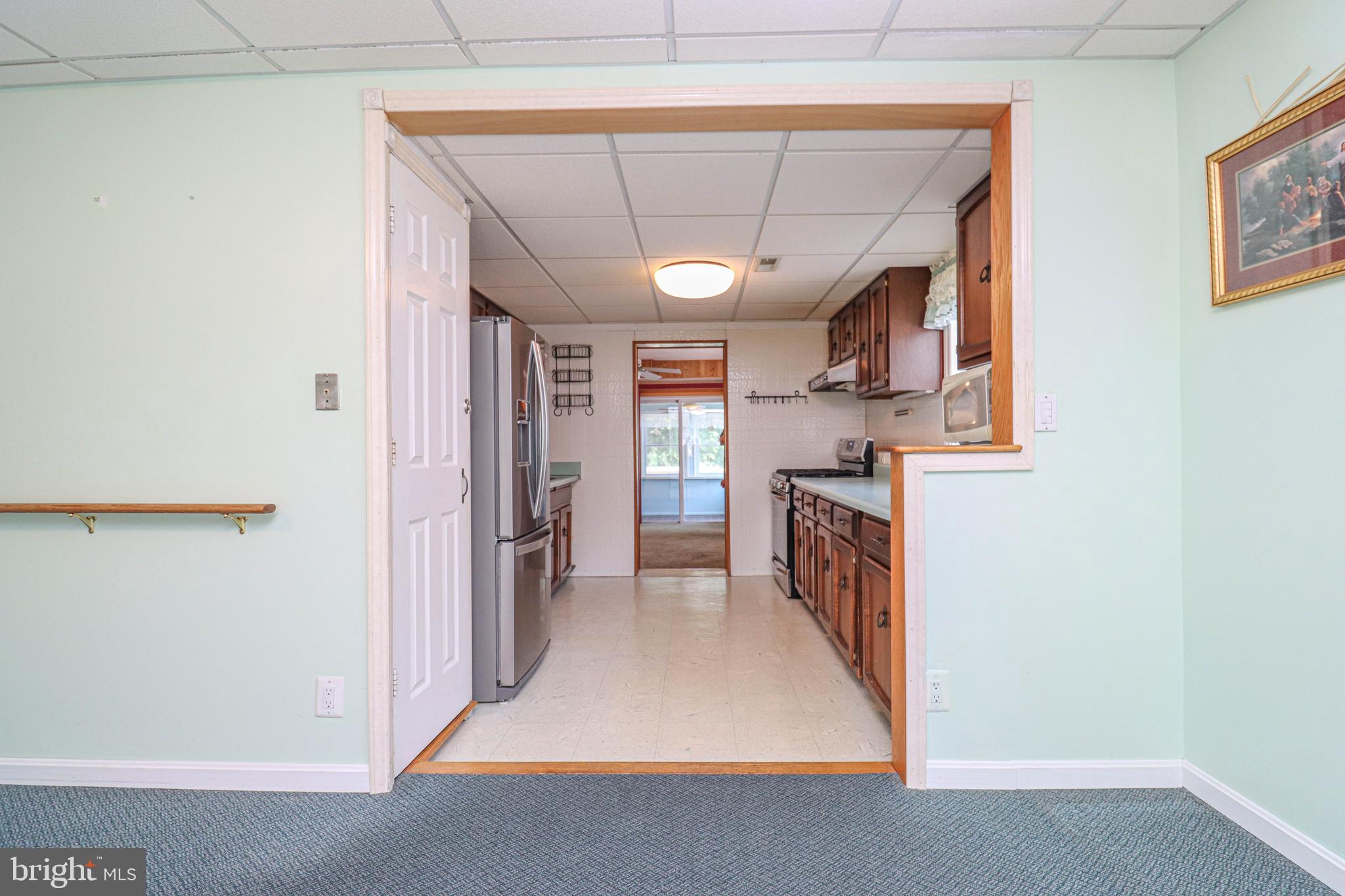 3147 Baybriar Road Dundalk, MD 21222 - Photo 13 of 65 Large kitchen.