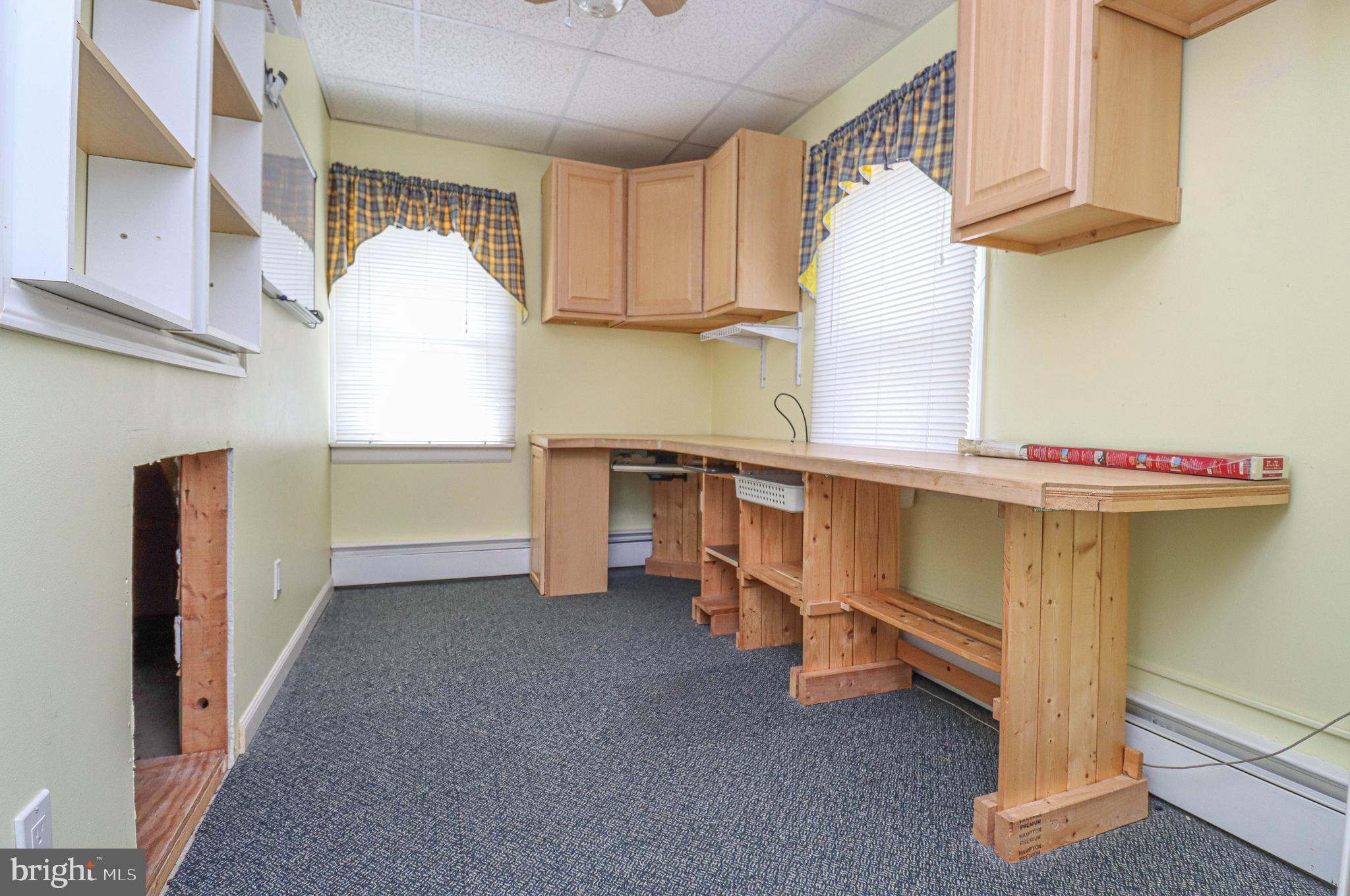 3147 Baybriar Road Dundalk, MD 21222 - Photo 20 of 65 Well-equipped office.