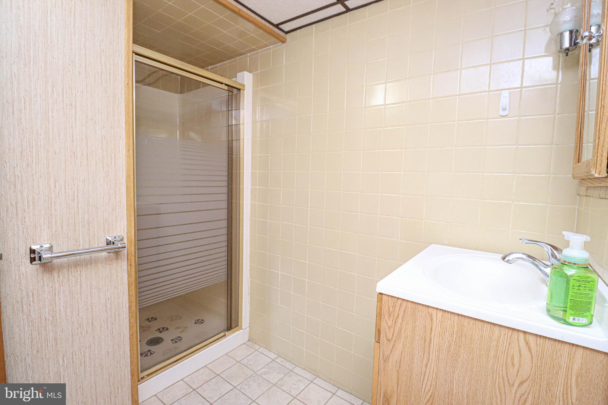 3147 Baybriar Road Dundalk, MD 21222 - Photo 23 of 65