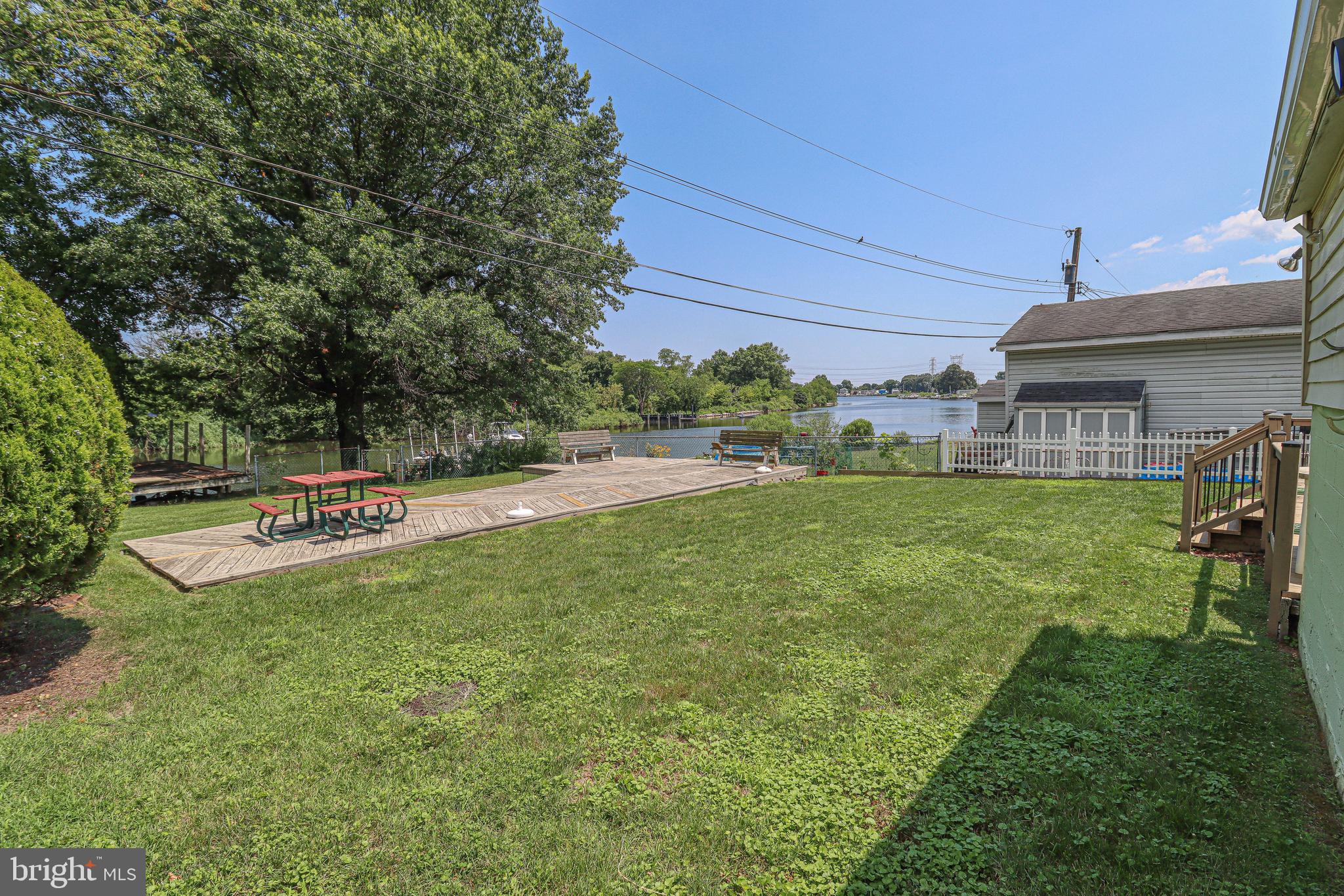 3147 Baybriar Road Dundalk, MD 21222 - Photo 46 of 65 Great entertaining space.