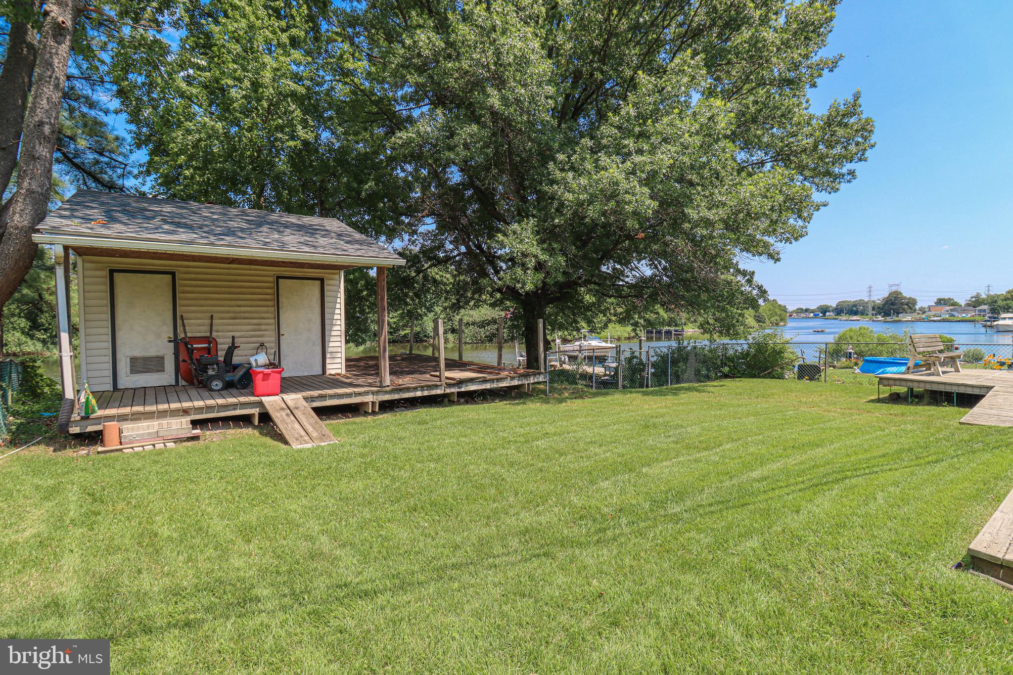 3147 Baybriar Road Dundalk, MD 21222 - Photo 5 of 65 View from side with lower deck and shed.