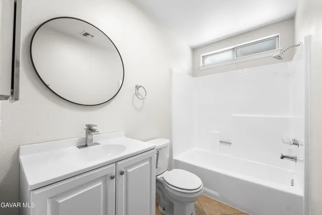 $434,990 | 716 East Ave J5, Lancaster, CA 93535