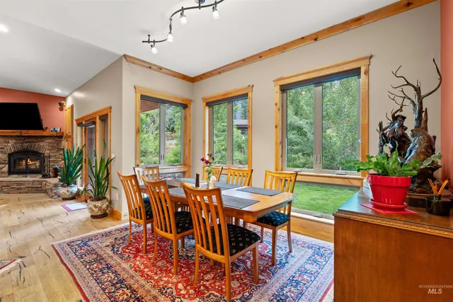 $1,690,000 | 2755 West Pine Drive, New Meadows, ID 83654