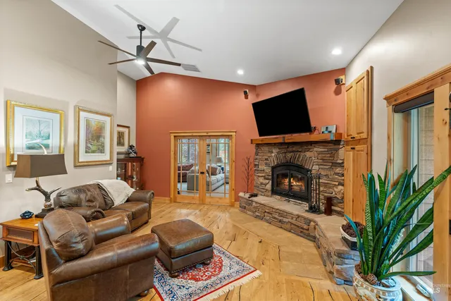 $1,690,000 | 2755 West Pine Drive, New Meadows, ID 83654