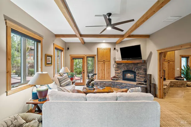 $1,690,000 | 2755 West Pine Drive, New Meadows, ID 83654