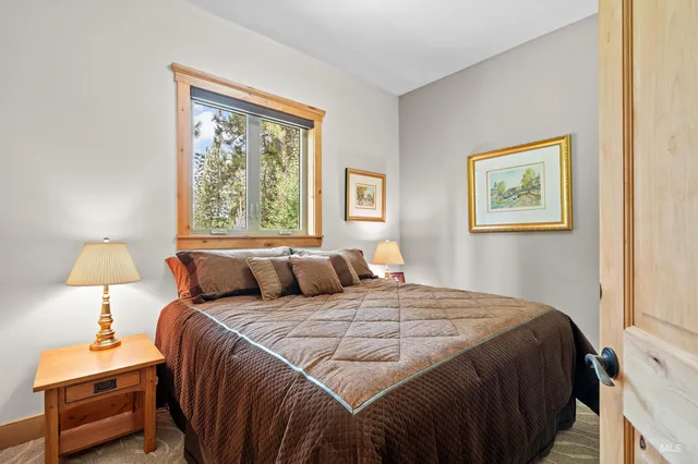 $1,690,000 | 2755 West Pine Drive, New Meadows, ID 83654