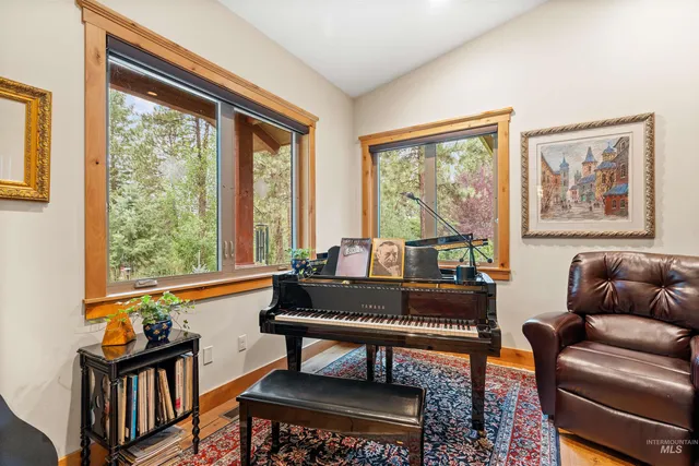 $1,690,000 | 2755 West Pine Drive, New Meadows, ID 83654