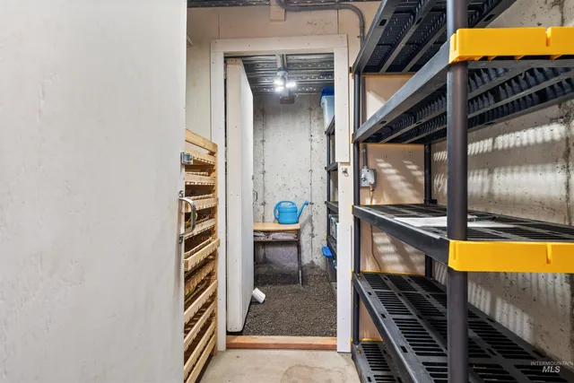 $1,690,000 | 2755 West Pine Drive, New Meadows, ID 83654