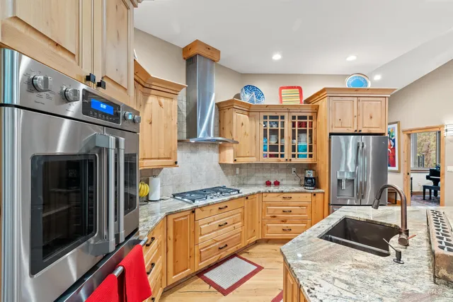 $1,690,000 | 2755 West Pine Drive, New Meadows, ID 83654