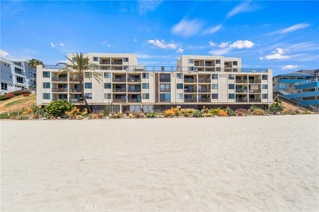 1140 East Ocean Boulevard, Unit 228 Long Beach, CA 90802 - Photo 21 of 27 1140 E. Ocean from the beach