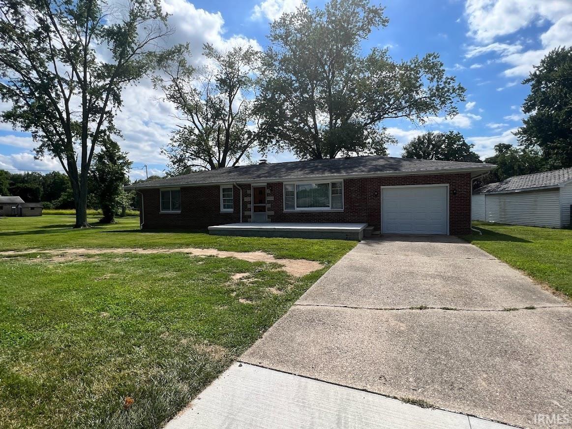 1647 South Sievers Road Vincennes, IN 47591 - Photo 1 of 18 Gallery Image 1