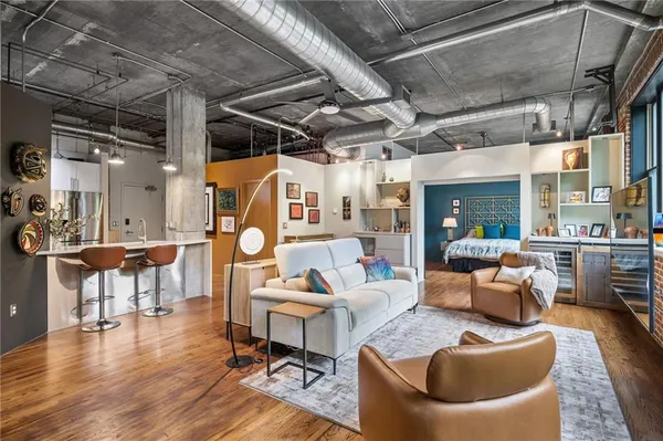$420,000 | 3235 Roswell Road Northeast, Unit 405, Atlanta, GA 30305