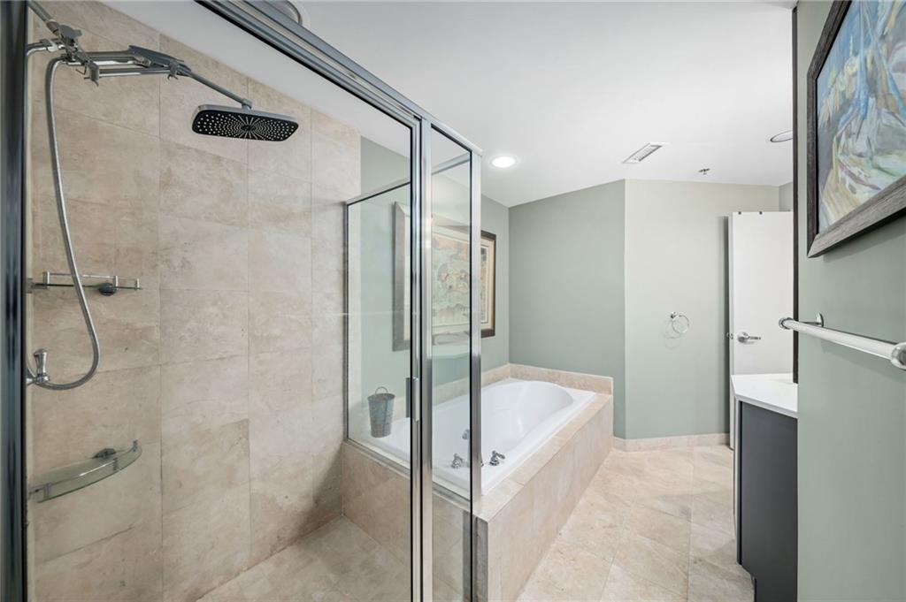 3235 Roswell Road Northeast, Unit 405 Atlanta, GA 30305 - Photo 23 of 39