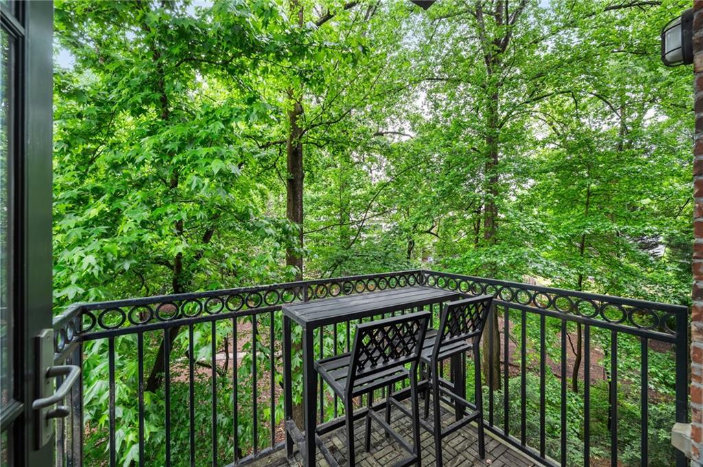 3235 Roswell Road Northeast, Unit 405 Atlanta, GA 30305 - Photo 26 of 39