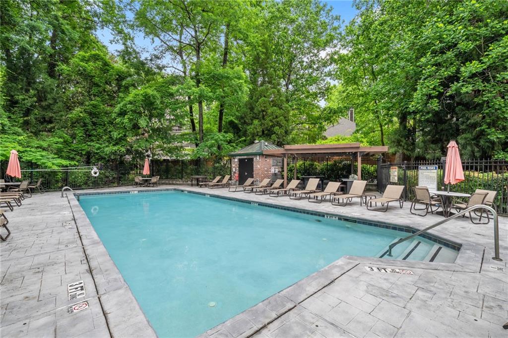 3235 Roswell Road Northeast, Unit 405 Atlanta, GA 30305 - Photo 30 of 39