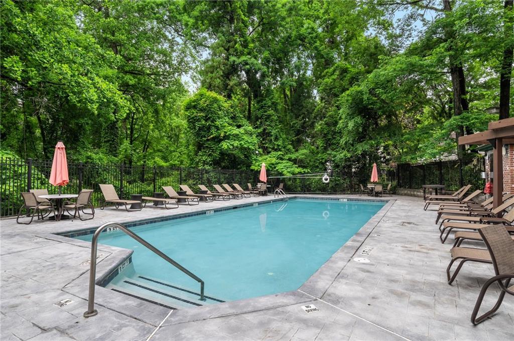 3235 Roswell Road Northeast, Unit 405 Atlanta, GA 30305 - Photo 31 of 39