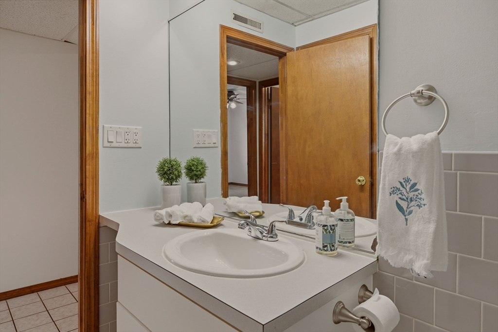 3636 North Main Street, Unit 12 Fall River, MA 02720 - Photo 12 of 21