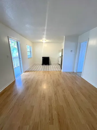 $1,350 | 1510 South Federal Highway, Unit 2, Lake Worth Beach, FL 33460