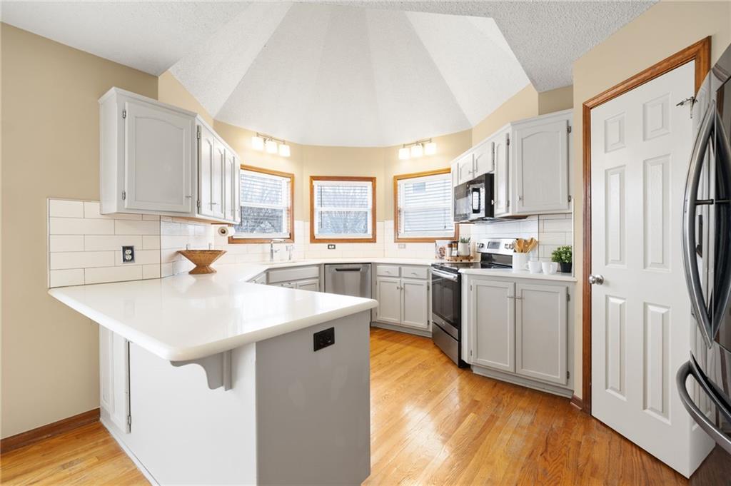 709 Red Maple Drive Liberty, MO 64068 - Photo 11 of 38