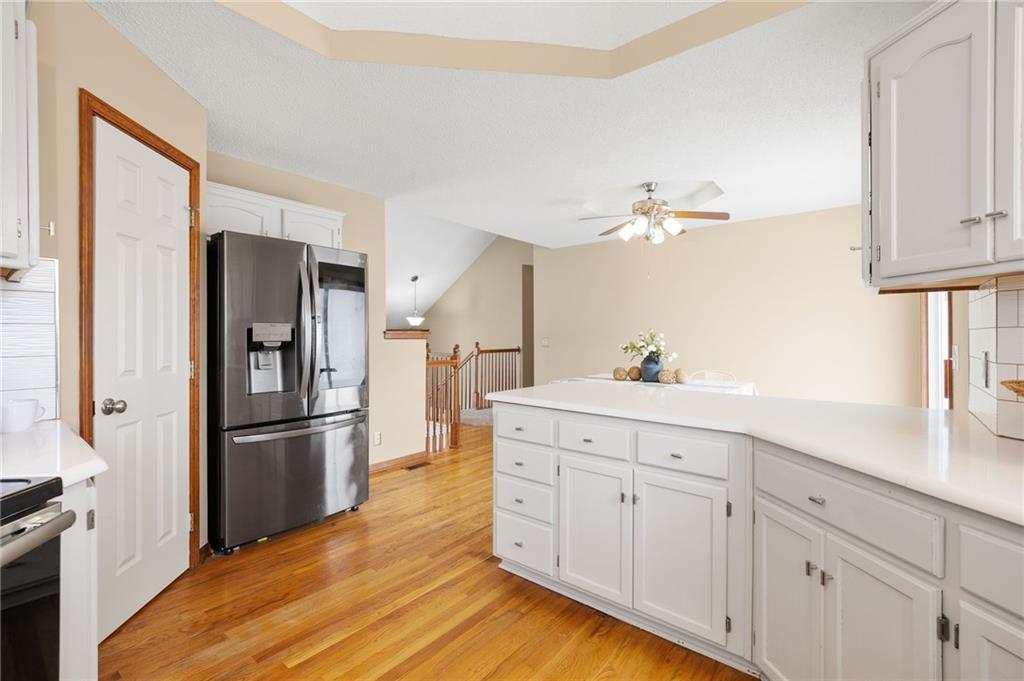 709 Red Maple Drive Liberty, MO 64068 - Photo 14 of 38