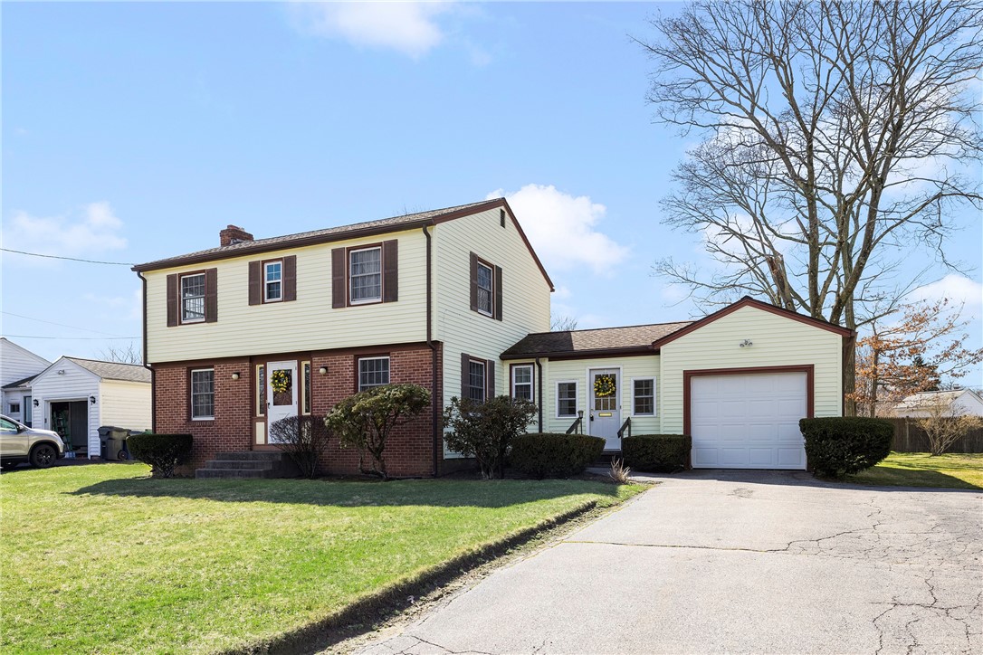 47 Deborah Road Warwick, RI 02888 - Photo 1 of 24