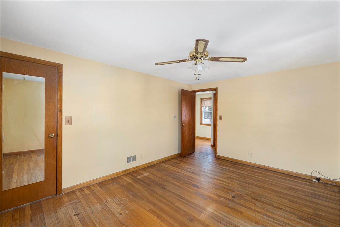 47 Deborah Road Warwick, RI 02888 - Photo 16 of 24 1st Bedroom