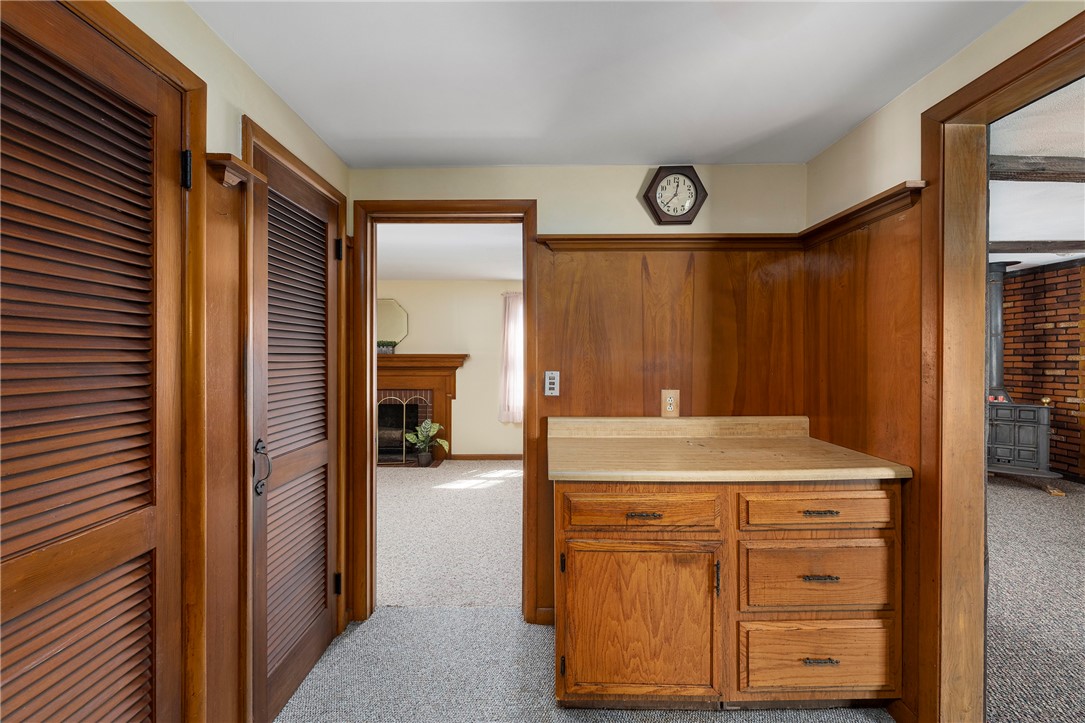 47 Deborah Road Warwick, RI 02888 - Photo 9 of 24 Kitchen
