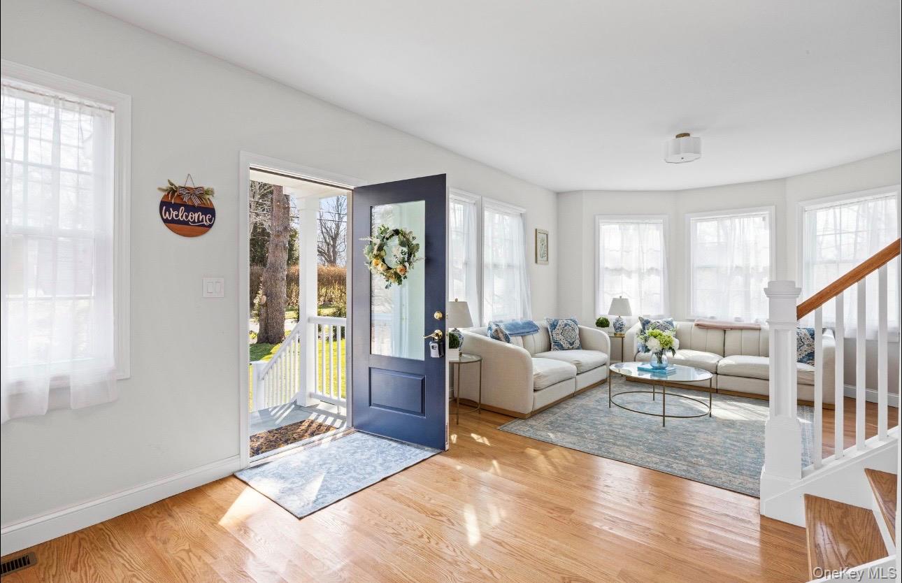 54 Hayground Road Water Mill, NY 11976 - Photo 7 of 26