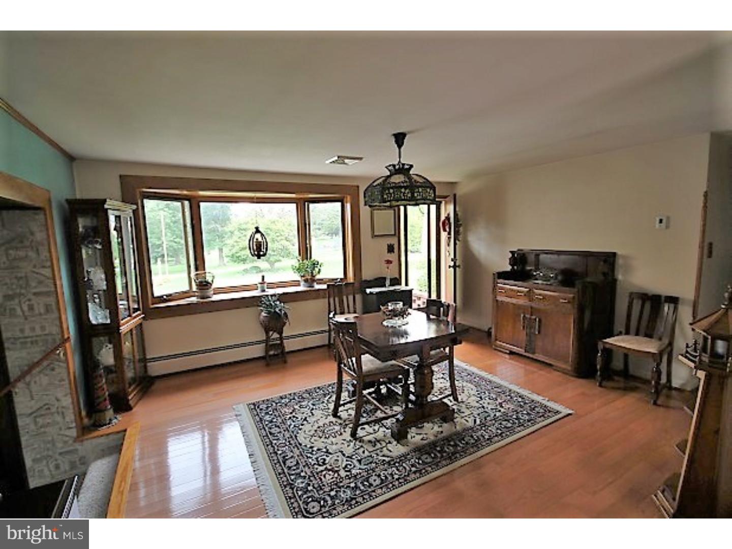3142 Longacre Road Eagleville, PA 19403 - Photo 3 of 24 Dining Room