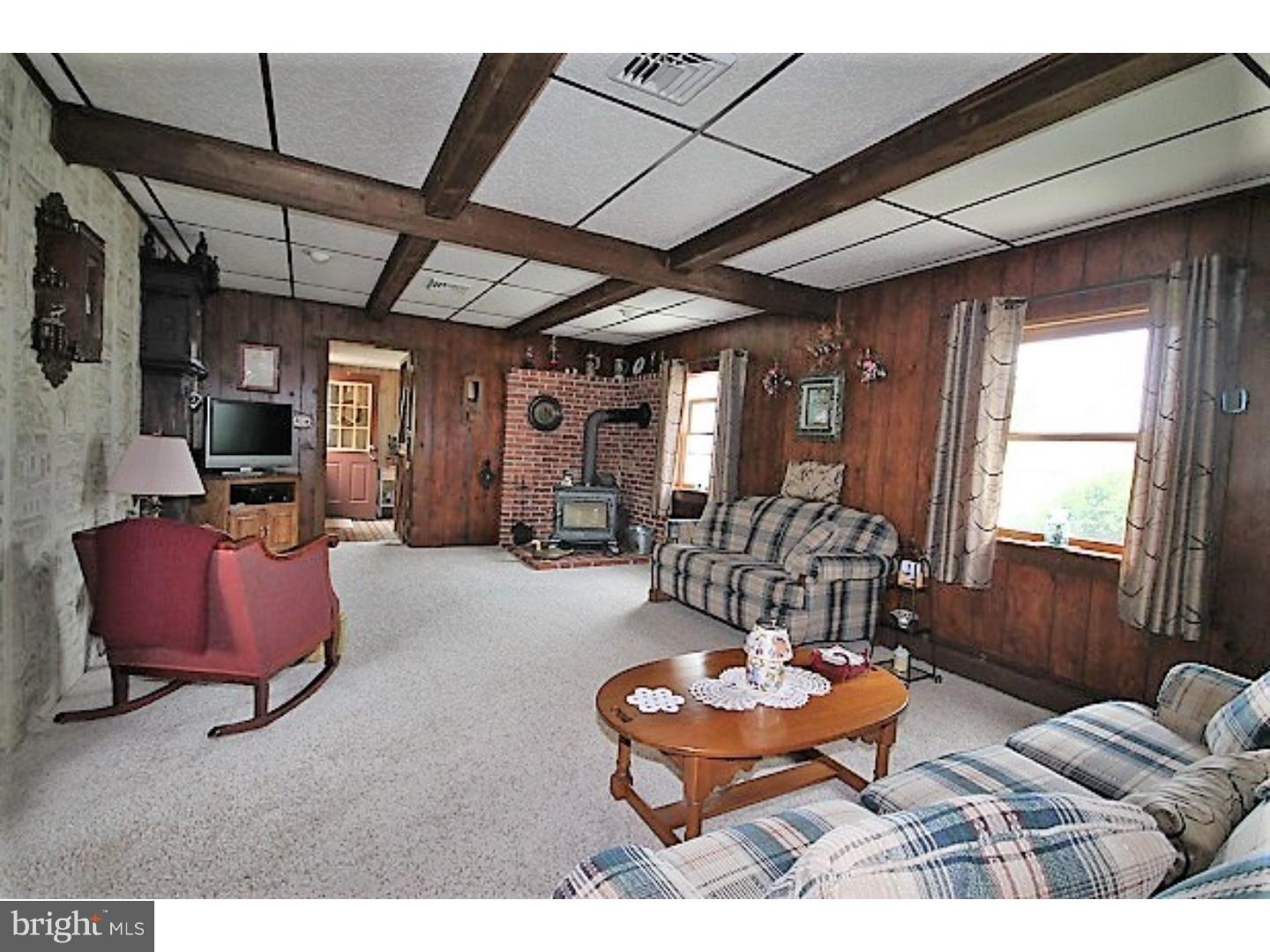 3142 Longacre Road Eagleville, PA 19403 - Photo 8 of 24 Living Room