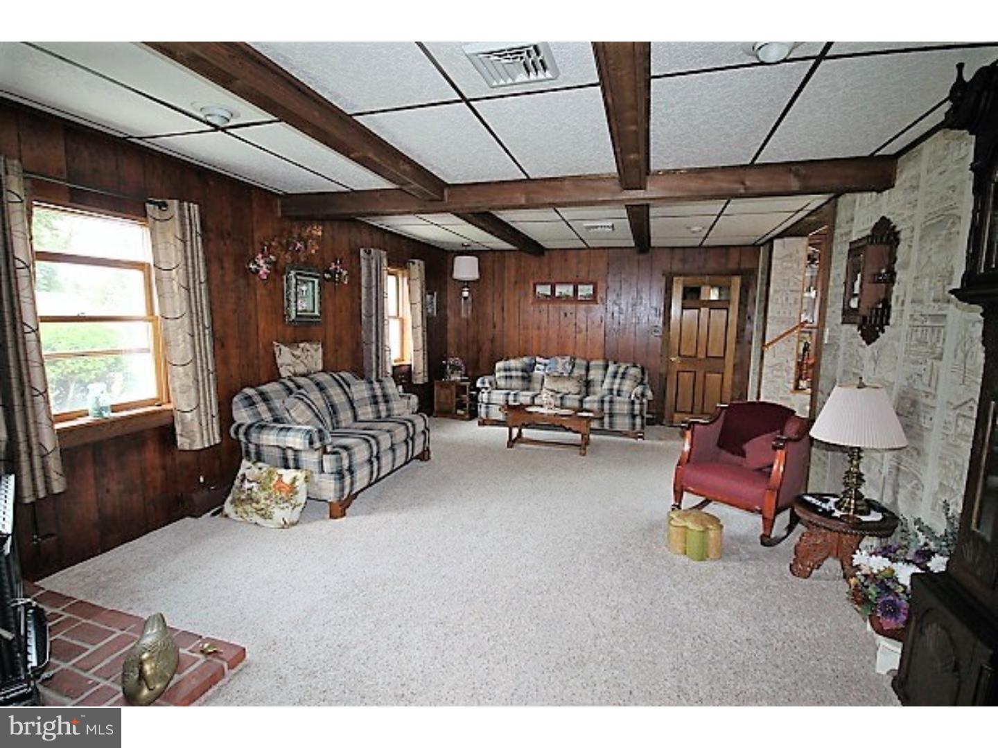 3142 Longacre Road Eagleville, PA 19403 - Photo 9 of 24 Living Room