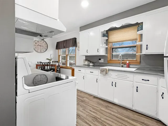 $239,900 | 937 Seymour Street, Reedsburg, WI 53959