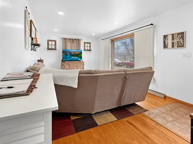 $239,900 | 937 Seymour Street, Reedsburg, WI 53959