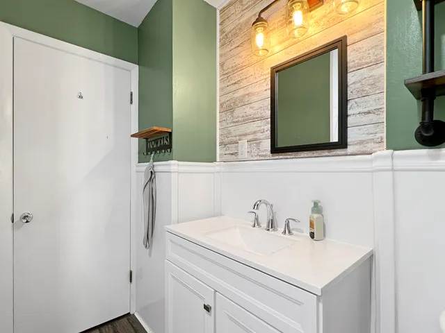 $239,900 | 937 Seymour Street, Reedsburg, WI 53959