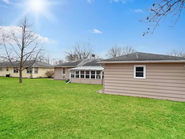 $239,900 | 937 Seymour Street, Reedsburg, WI 53959
