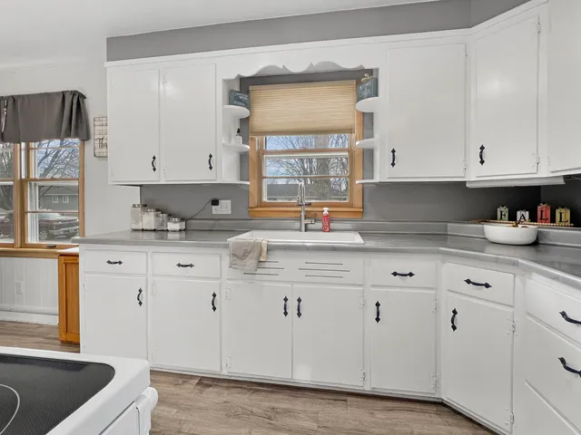 $239,900 | 937 Seymour Street, Reedsburg, WI 53959