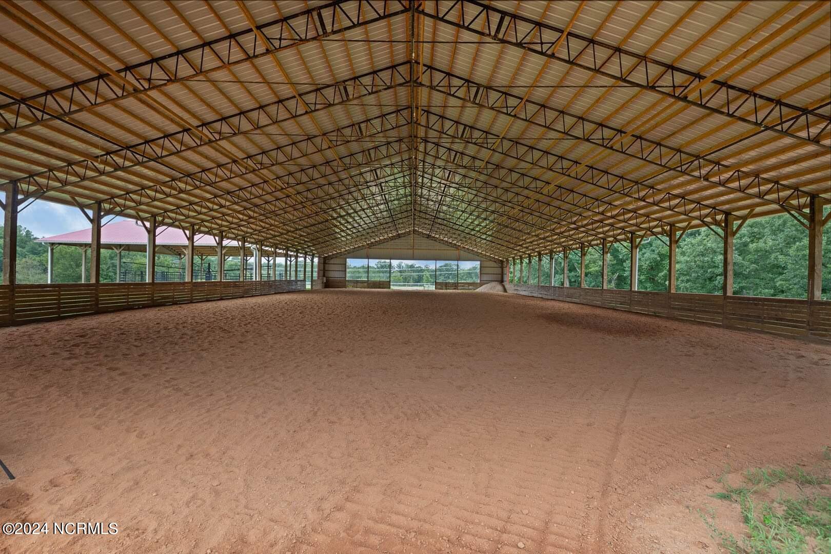 1798 Brooks Road Reidsville, NC 27320 - Photo 18 of 75 Covere Arena