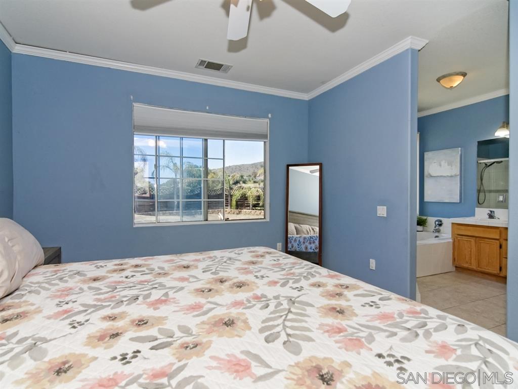 11808 Gay Rio Lane Lakeside, CA 92040 - Photo 14 of 24 Gallery Image 14