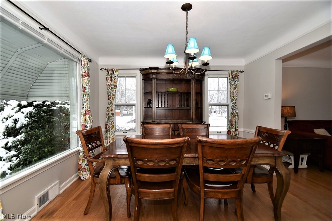 1334 Croyden Road Lyndhurst, OH 44124 - Photo 8 of 27 Gallery Image 8
