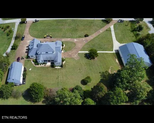 $1,725,000 | 323 Harmon Road, New Tazewell, TN 37825